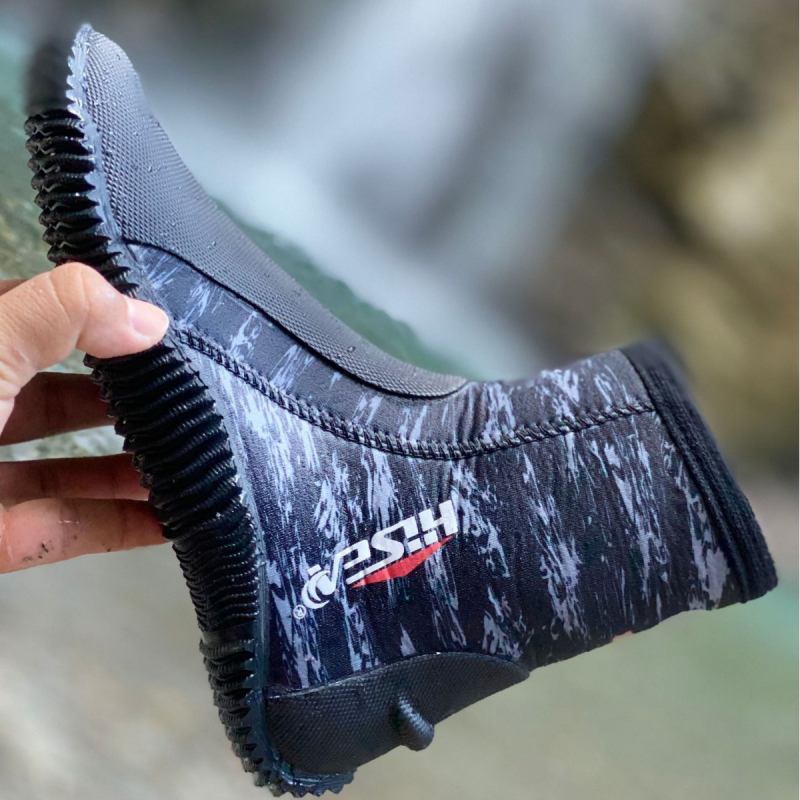 Παπούτσια κατάδυσης 5 mm, υψηλό πάνω μέρος, unisex, καουτσούκ σόλα, αντιολισθητικά