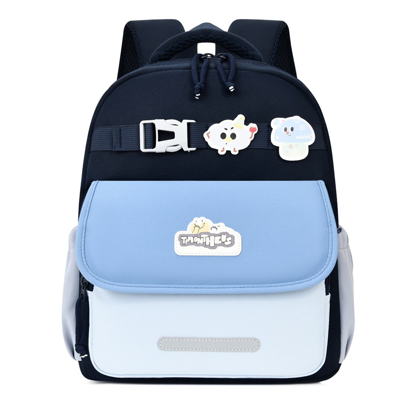 Első–második osztályos iskolatáska cartoon stílusban, ultra könnyű, gerincvédelem, lélegző vállpántok, nylon anyag