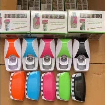 Suport pentru periuțe de dinți cu dozator automat de pastă de dinți, din plastic, fixare cu ventuză