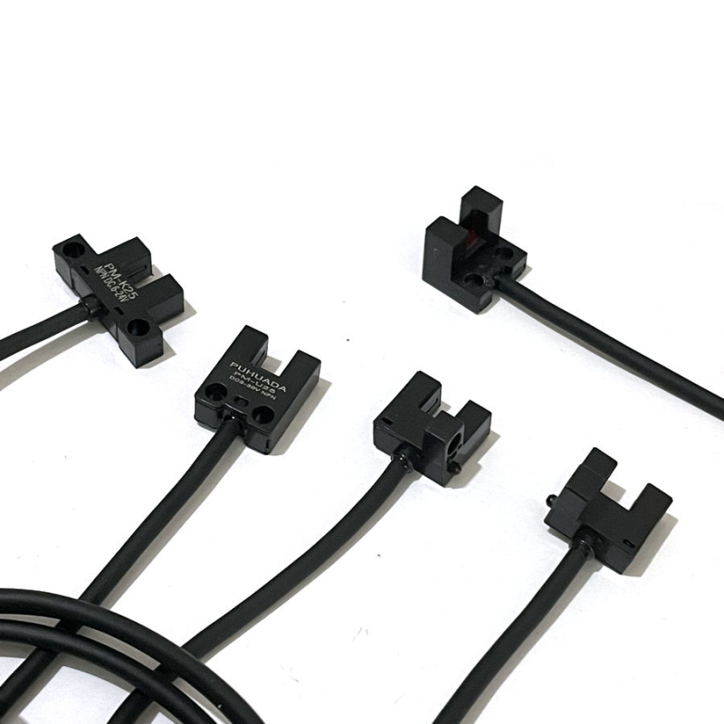 Comutator fotoelectric în canalul în formă de U PM-L45, K45, T45, Y45, R, F44 – senzor de limită