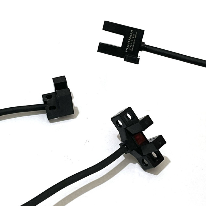 Comutator fotoelectric în canalul în formă de U PM-L45, K45, T45, Y45, R, F44 – senzor de limită