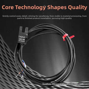 Fotoelektrický spínač typu U s drážkou UX670-WR/UX671/UX672/UX674A-WR s káblovým senzorom