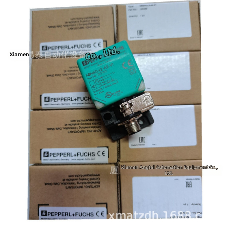 Senzor inductiv 3RG6243-3NN00-0AP5-PF, distanță de detecție 100 mm, alimentare 24 V, ieșire PNP, conectare filetată