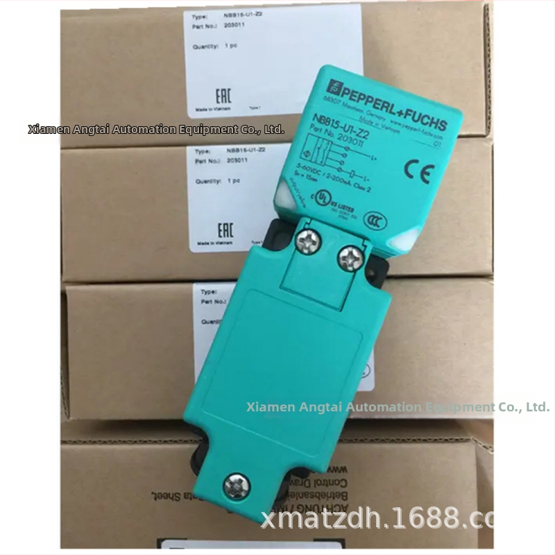 Senzor inductiv 3RG6243-3NN00-0AP5-PF, distanță de detecție 100 mm, alimentare 24 V, ieșire PNP, conectare filetată