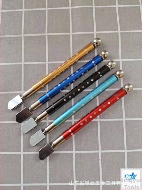 Nebula - tăietor cu role pentru sticlă; 500 buc. pe unitate, 10 buc. pe cutie