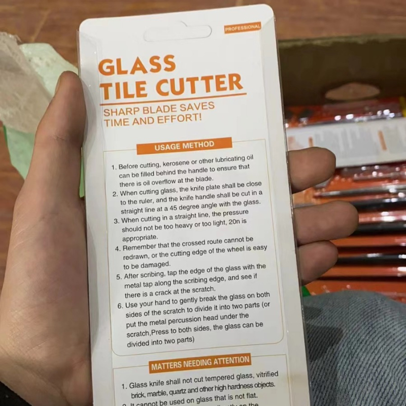 Tăietor cu role pentru sticlă și plăci ceramice