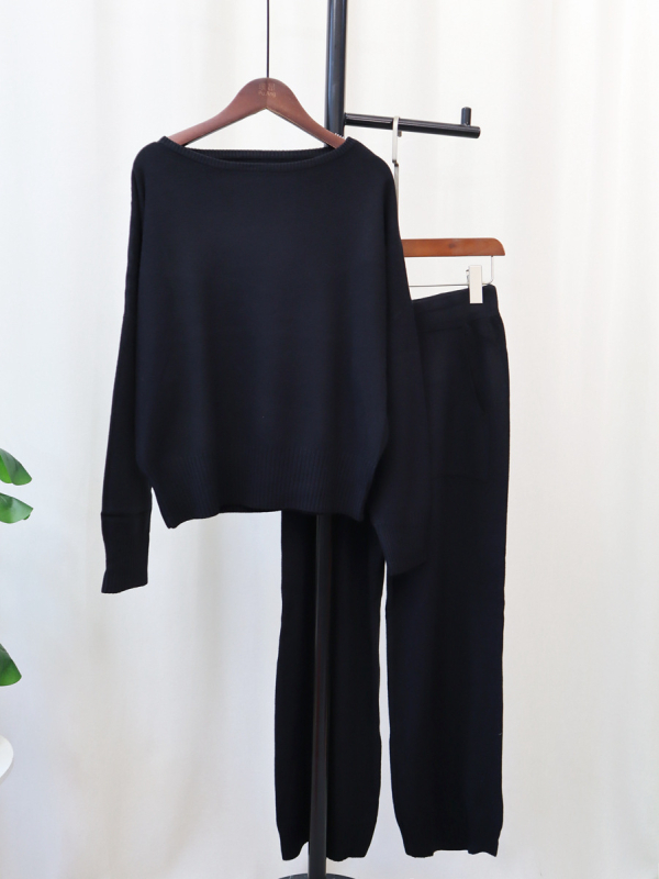 Set pentru femei format din pulover tricotat și pantaloni largi; material: tricot; poliester 70–80%; stil japonez-koreean lejer; sezon: iarnă 2025