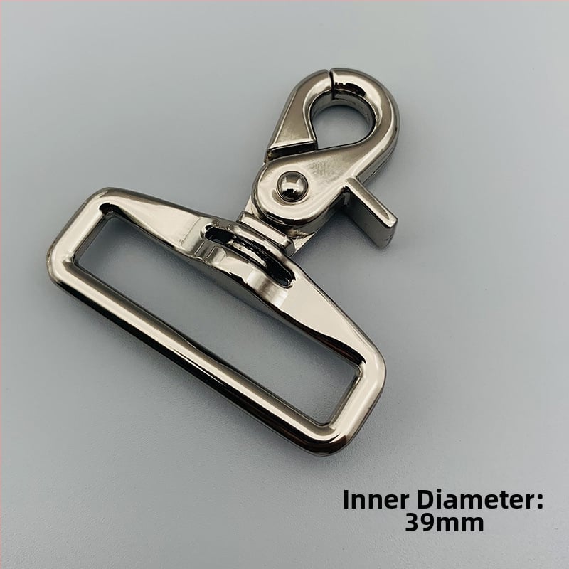 Hardvér pre tašky: spona zinkovej zliatiny a lobster západ pre ramenný popruh; mestský minimalistický štýl; model XBB026; odolný voči opotrebeniu; značka Broken copper.