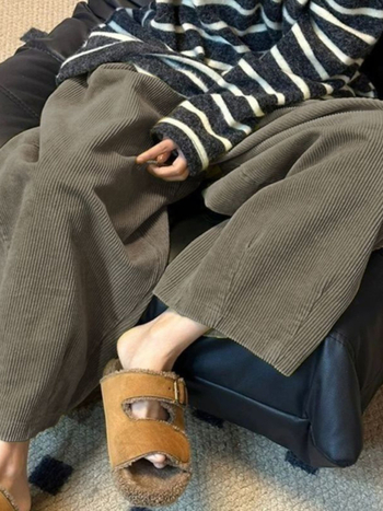 Ženske hlače ravnog kroja, opuštena silueta, visok struk, casual hlače, normalne debljine, jesen 2025