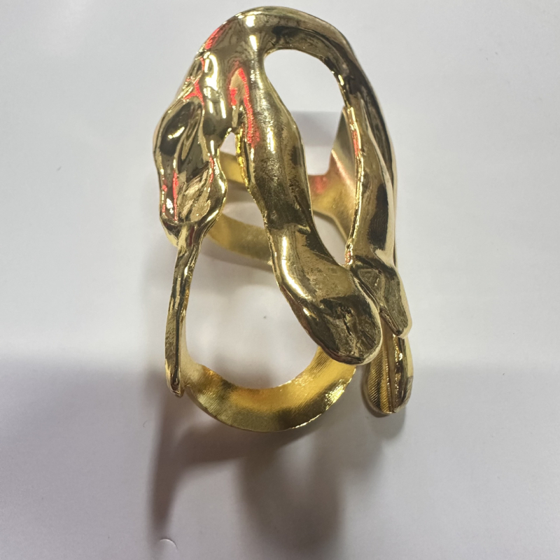 Accesorii pentru agățat, aliaj de zinc, placare electrochimică, model Nobleman, toamna 2024