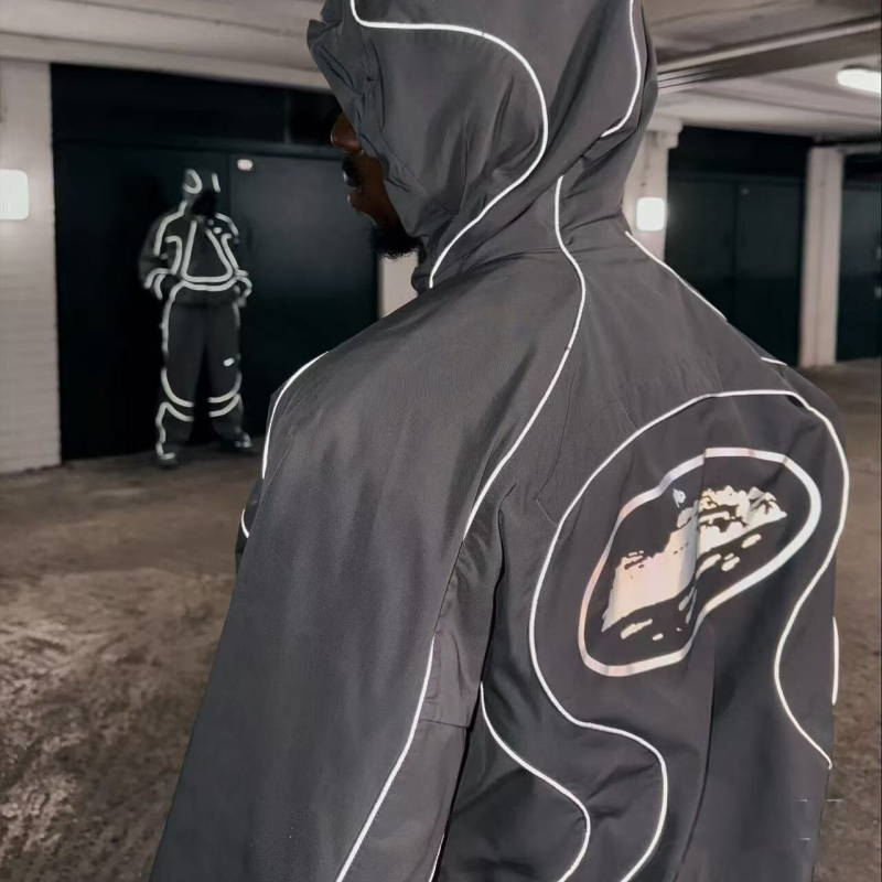 Alcatraz suradnja jakna s izvezenim logom, unisex široki kroj, kapuljača, zip, reflektirajuće trake, model 25002