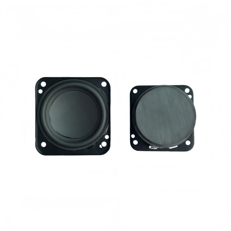 Mid-woofer s dlhým chodom a veľkou dynamikou • 4 Ω • 10 W | musicleader, kužeľ z kombinovaného papiera, membrána z nepapierového materiálu, jednopólový magnetický obvod, pre hudobné nástroje