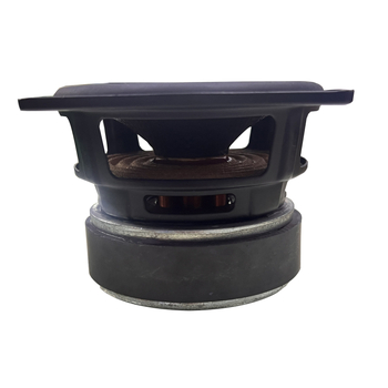 Koaxiális hangszóró nem papírdiafragmával, külső mágneses rendszerrel, hangosításra.