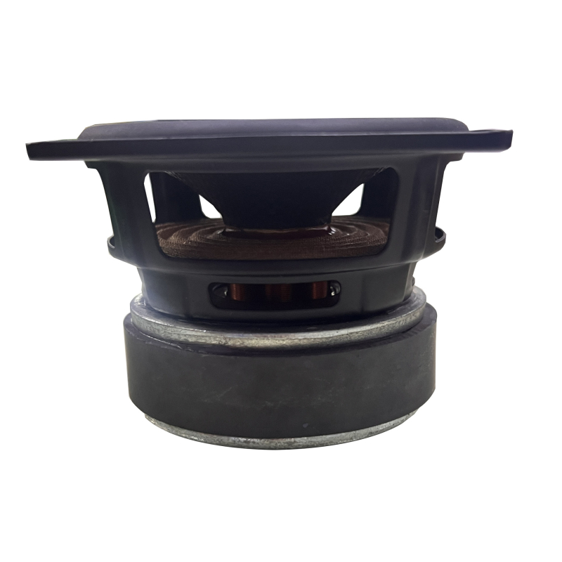 Koaxiális hangszóró nem papírdiafragmával, külső mágneses rendszerrel, hangosításra.