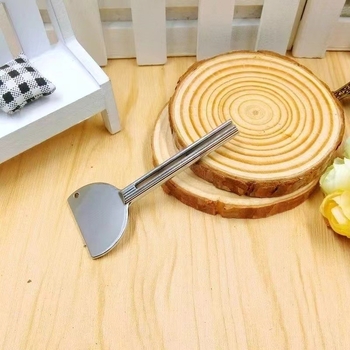 Уред за изстискване на паста за боядисване на коса за универсална употреба