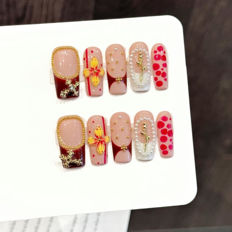 Naljepnice za nokte s 3D perlama – ručno izrađene, za nanošenje na nokte, uzorci: mašne, leptir, zvjezdice