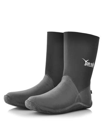 Παπούτσια για ράφτινγκ σε ποτάμια – νεοπρέν επάνω, αντιολισθητική καουτσούκ σόλα, υψηλός άνω, βουλκανισμένη σόλα