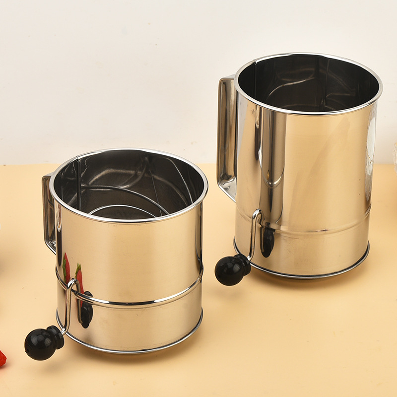 Sită de făină din oțel inoxidabil, cu manivelă, gură plată, pentru bucătărie și coacere.