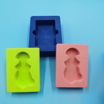 EVA unutarnja ploča s EVA oblogom, gravirano EVA pakiranje, tiskano logo, pjenasti jastuk i punjenje pjenom (gustina 38-70)