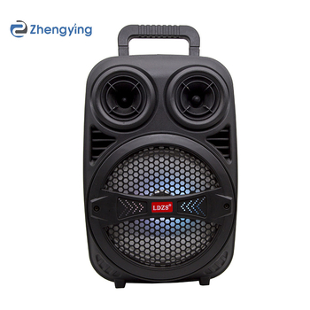 Boxă Bluetooth pentru karaoke în aer liber cu microfon wireless, 30W, răspuns în frecvență 40 Hz–20 kHz, SNR ≥70 dB, IPX2, baterie încorporată