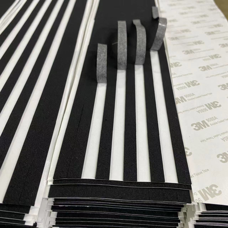 Bútorokhoz készült tömítő szalag EVA habból és EPDM gumiból, öntapadós, tűzálló, ütés- és porvédő, hézagkitöltő