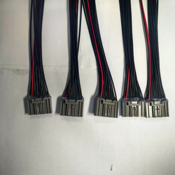 VGA kábel s audio výstupom pre PC/TV/monitor/projektor, DVI s meďou jadrom - Bojie, model Senyang