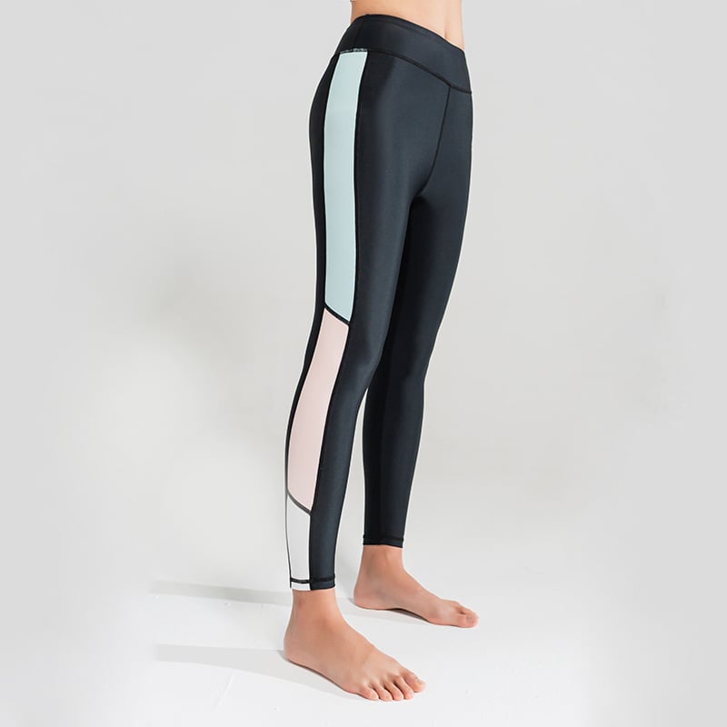 NAEKER Női szörfruha – UV védelem, egyrészes felsőrész, kémiai rostból készült anyag, alkalmas búvárkodáshoz