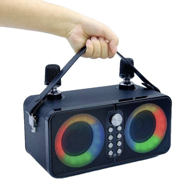 Bluetooth zvučnik s dva mikrofona za karaoke i vanjsku upotrebu, 20W izlaz, Bluetooth 5.3, frekvencijski opseg 20 Hz-20 kHz, SNR ≥75 dB, ugrađena baterija 2000-4000 mAh