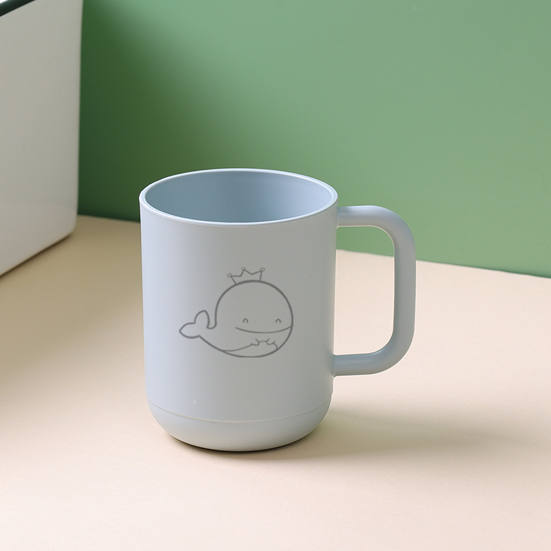 Háromtagú családi készlet szájöblítő pohár és pohár a fogkefékhez, műanyagból, logóval nyomtatva, testreszabható