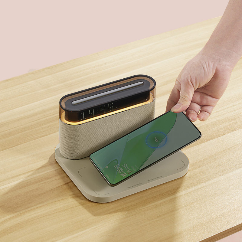 Три в едно Bluetooth говорител с нощна лампа и безжично зареждане, настолен говорител с USB захранване; Bluetooth 5.0, 5W изход, будилник, таймер