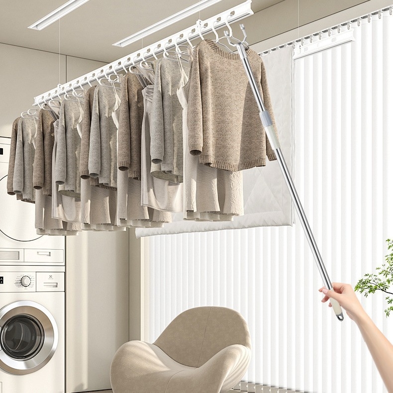 Bară telescopică pentru uscat haine din oțel inoxidabil cu părți din plastic, pentru balcon