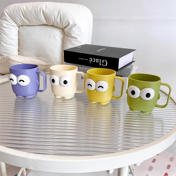 Szájöblítő pohár és fogkefés pohár kreatív fogantyúval — Műanyag, Márka: Other, Termékkód: Cartoon mouthwash cup, importált: Nem