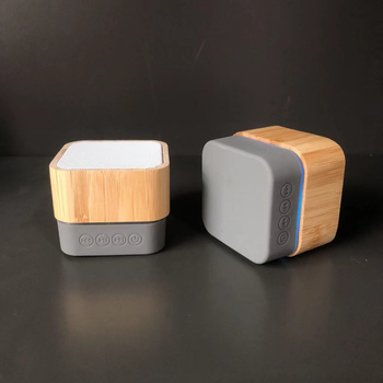 Boxă Bluetooth cu carcasă din bambus, portabilă pentru exterior, 3W, Bluetooth 5.0, 60Hz-15kHz, SNR ≥75dB, baterie încorporată 300-500mAh