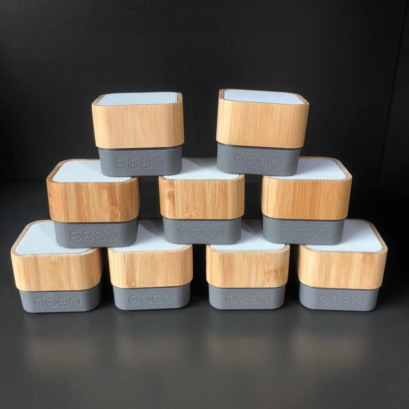 Boxă Bluetooth cu carcasă din bambus, portabilă pentru exterior, 3W, Bluetooth 5.0, 60Hz-15kHz, SNR ≥75dB, baterie încorporată 300-500mAh