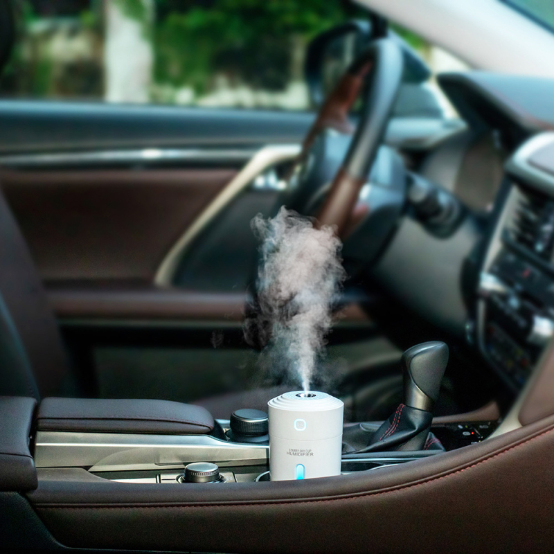 Umidificator auto pentru aromaterapie cu alimentare USB, rezervor 0,5 L, 1 duză, temporizator 2-8 ore, funcționare silențioasă