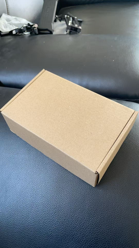 USB kondenzátor mikrofon élő közvetítéshez és karaokehoz Bluetooth 5.3-mal, kardioid felvételi üzemmód, 20 Hz–20 kHz, SNR ≥75 dB, USB interfész, kompatibilis mobil- és számítógépes eszközökkel