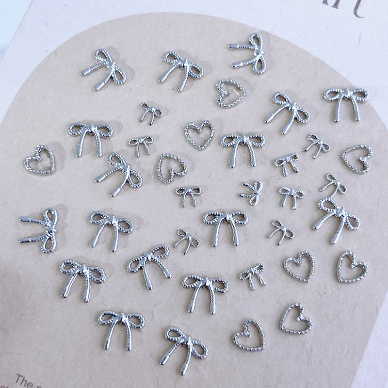 Accesorii pentru unghii 3D din aliaj, cu design papion și motiv inimă