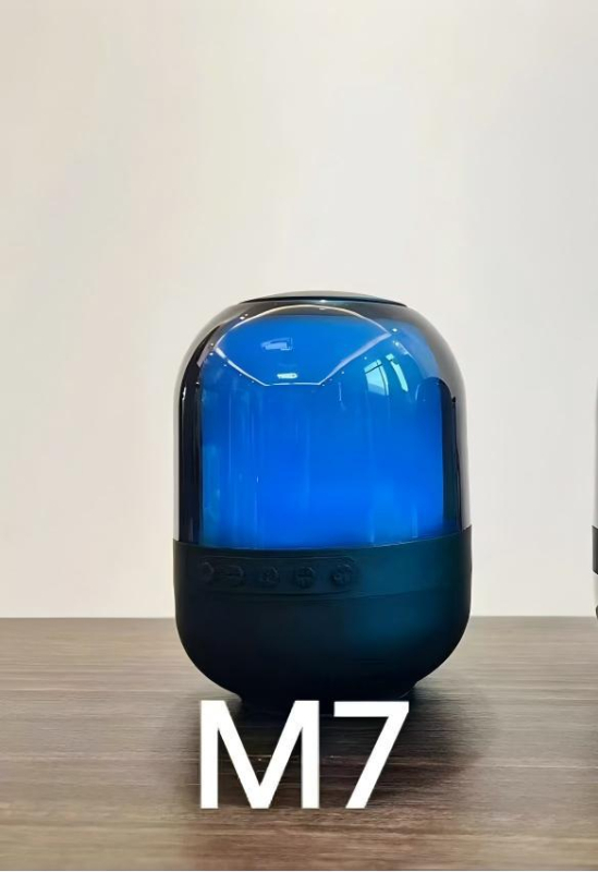 Mini Bluetooth zvučnik s integriranom baterijom i ambijentalnim osvjetljenjem - 8W, Bluetooth 5.3, USB napajanje, frekvencijski raspon 100Hz-20kHz, SNR ≥60dB