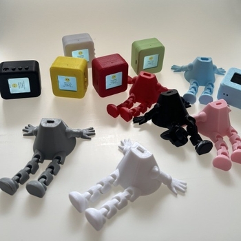 Robot AI de conversație cu bază — Brand Zuo Wei, Model Brother Xia Recommends, Versiune 3.0, printare 3D, lansat în 2025