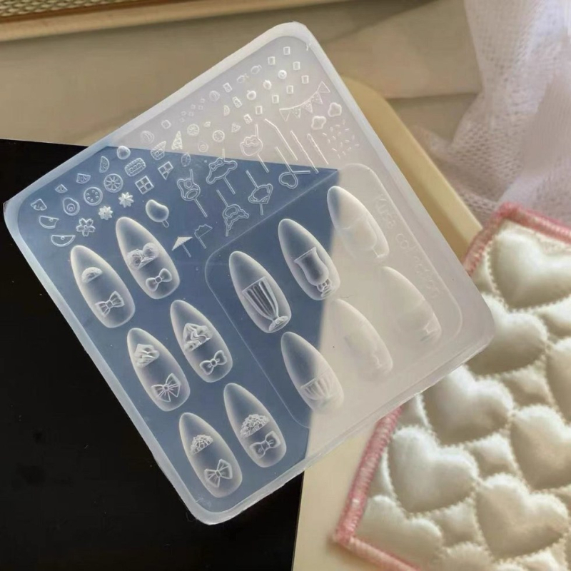 Kalup za nokte – smola, crtani motiv, oblici: torta, kruh, čašica za desert