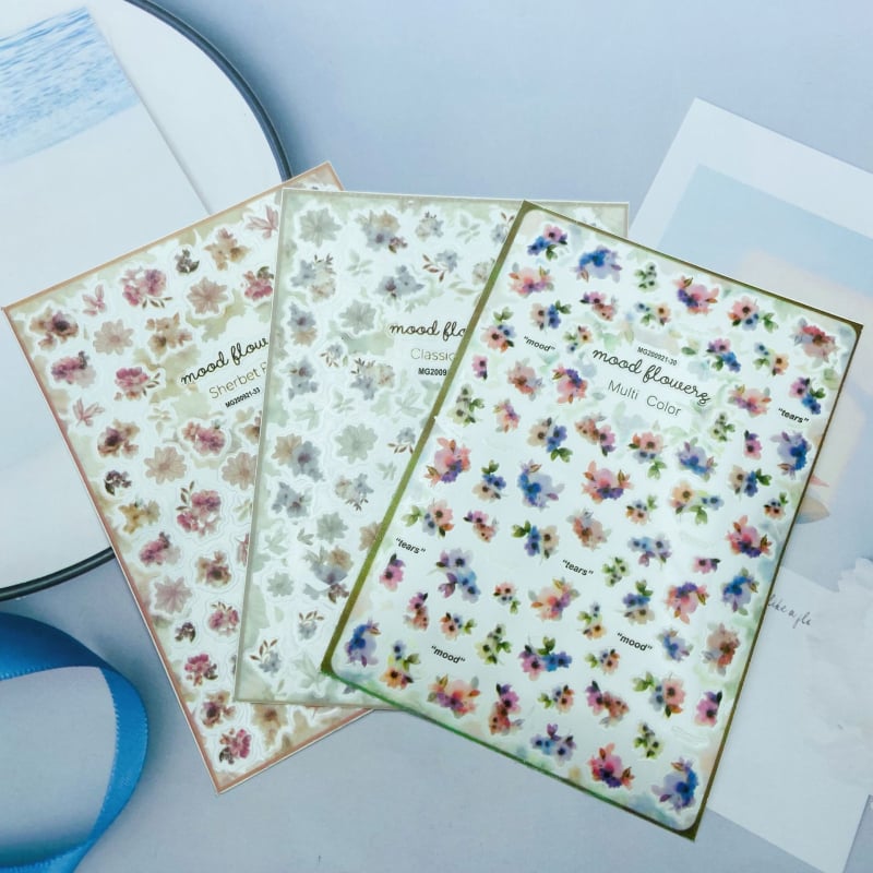 Αυτοκόλλητα νυχιών σε ιαπωνικό στυλ — λεπτά, διαφανή αυτοκόλλητα με κόλλα, υλικό: εισαγόμενο αδιάβροχο χαρτί, σετ 2000 τεμάχια, διάρκεια ζωής 2 έτη