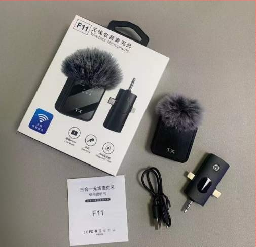 Lavalier mikrofón pre živé vysielanie – potlačenie šumu, omnidirekčný príjem, frekvenčné rozpätie 20 Hz–20 kHz, SNR ≥70 dB, vstavaná batéria, výdrž batérie 1–3 h