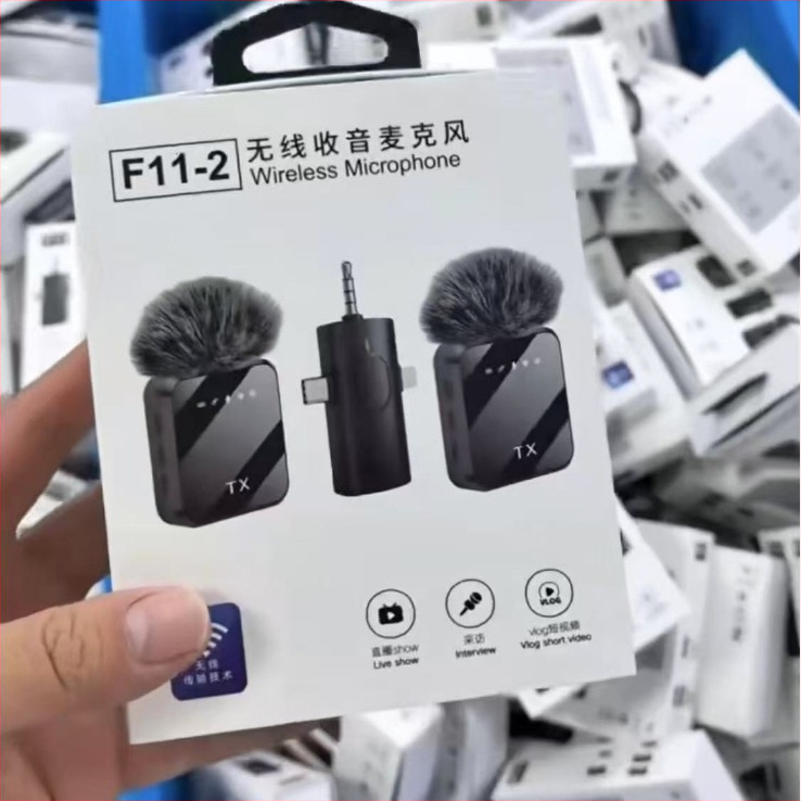 Lavalier mikrofón pre živé vysielanie – potlačenie šumu, omnidirekčný príjem, frekvenčné rozpätie 20 Hz–20 kHz, SNR ≥70 dB, vstavaná batéria, výdrž batérie 1–3 h