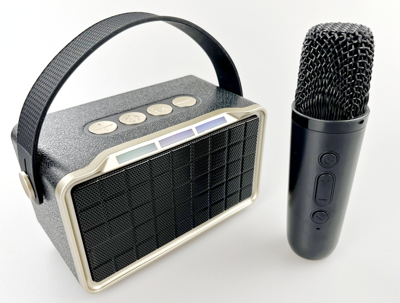 Karaoke Bluetooth zvučnik s ugrađenim mikrofonom, 5W, Bluetooth 5.3, 100Hz-20kHz, SNR ≥75dB, domet 10 m