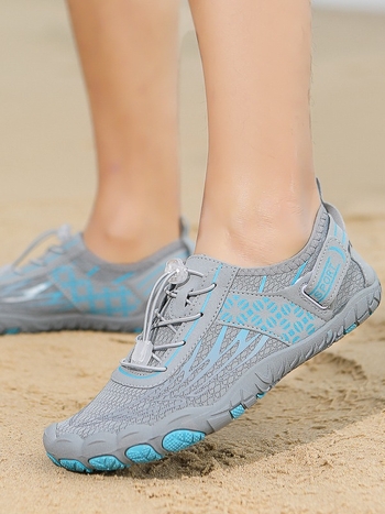 Παπούτσια ποταμού για πεζοπορία — διαπνέον επάνω μέρος από διχτυωτό ύλικό, γρήγορο στέγνωμα, χαμηλό ύψος, ελαστική λουρί κλεισίματος, αντιολισθητική καουτσούκ σόλα