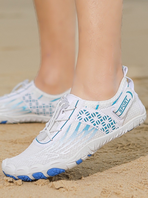 Παπούτσια ποταμού για πεζοπορία — διαπνέον επάνω μέρος από διχτυωτό ύλικό, γρήγορο στέγνωμα, χαμηλό ύψος, ελαστική λουρί κλεισίματος, αντιολισθητική καουτσούκ σόλα