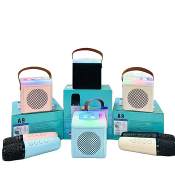 Boxă karaoke pentru casă cu două microfoane, Bluetooth 5.3, ieșire 5W, baterie Li-ion încorporată, răspuns în frecvență 60 Hz–15 kHz