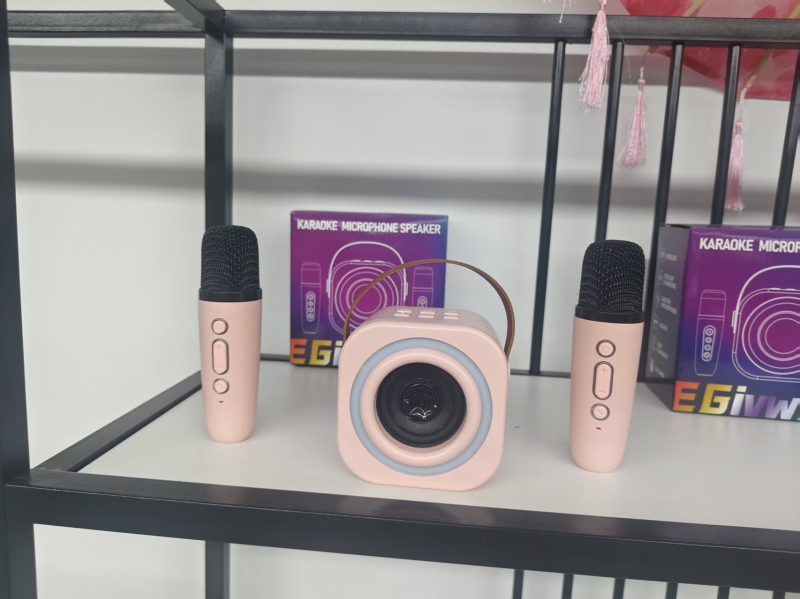 Boxă Bluetooth Karaoke All-in-One cu Microfon Wireless, Bluetooth 5.0, Baterie încorporată, 20 Hz–20 kHz, SNR ≥70 dB, 6 W