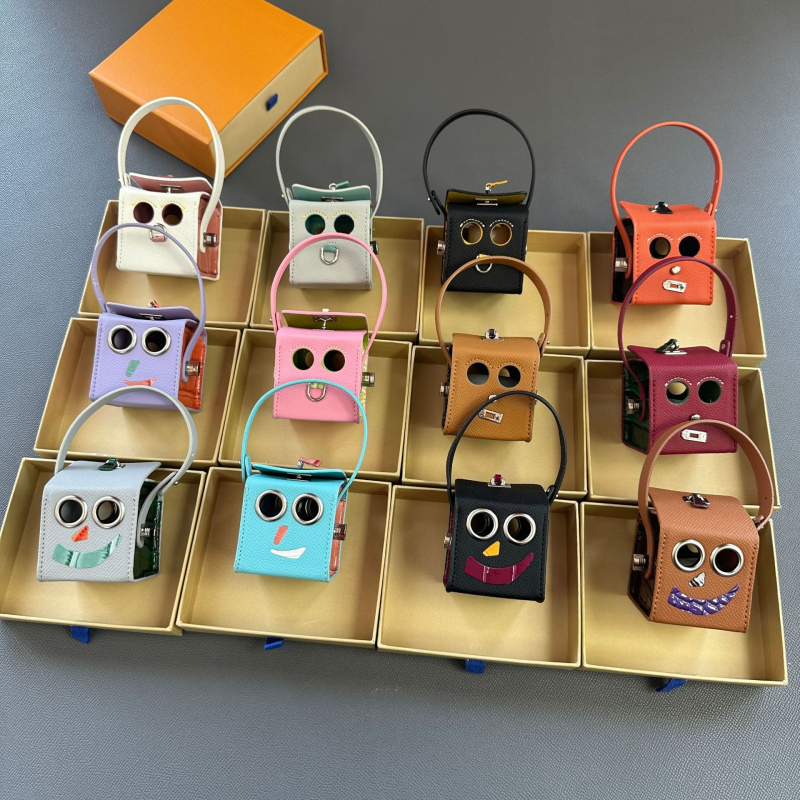 Κρεμαστό για τσαντάκι με θέμα το Halloween: μικρό ρομπότ, τετράγωνο κουτί, γνήσιο δέρμα, αξεσουάρ αποσκευών