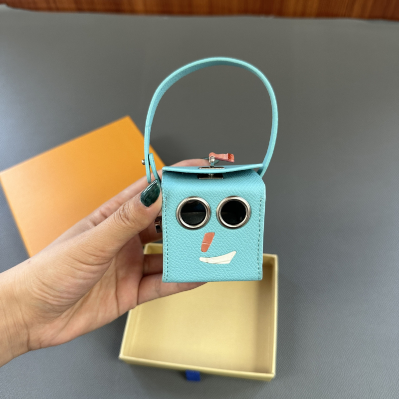 Κρεμαστό για τσαντάκι με θέμα το Halloween: μικρό ρομπότ, τετράγωνο κουτί, γνήσιο δέρμα, αξεσουάρ αποσκευών